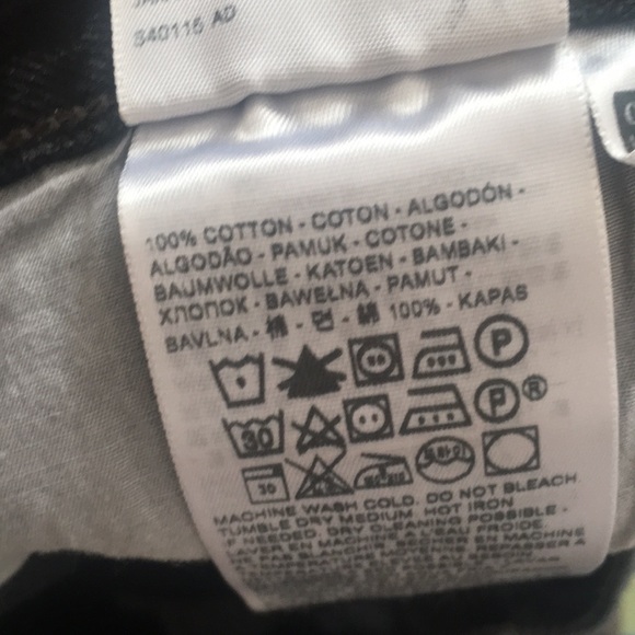 Levis denim destroyed skirt - Picture 9 of 9